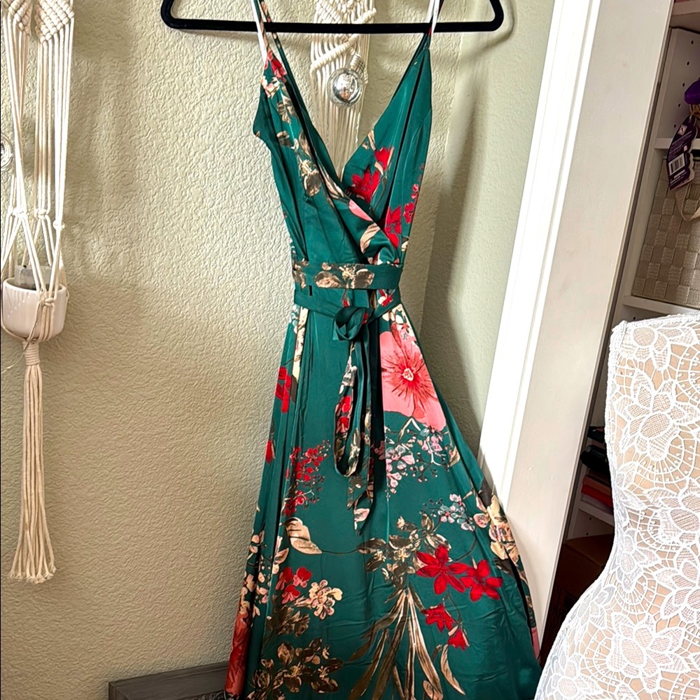 Lulu's Emerald Green Floral Maxi Dress - Picture 5 of 6